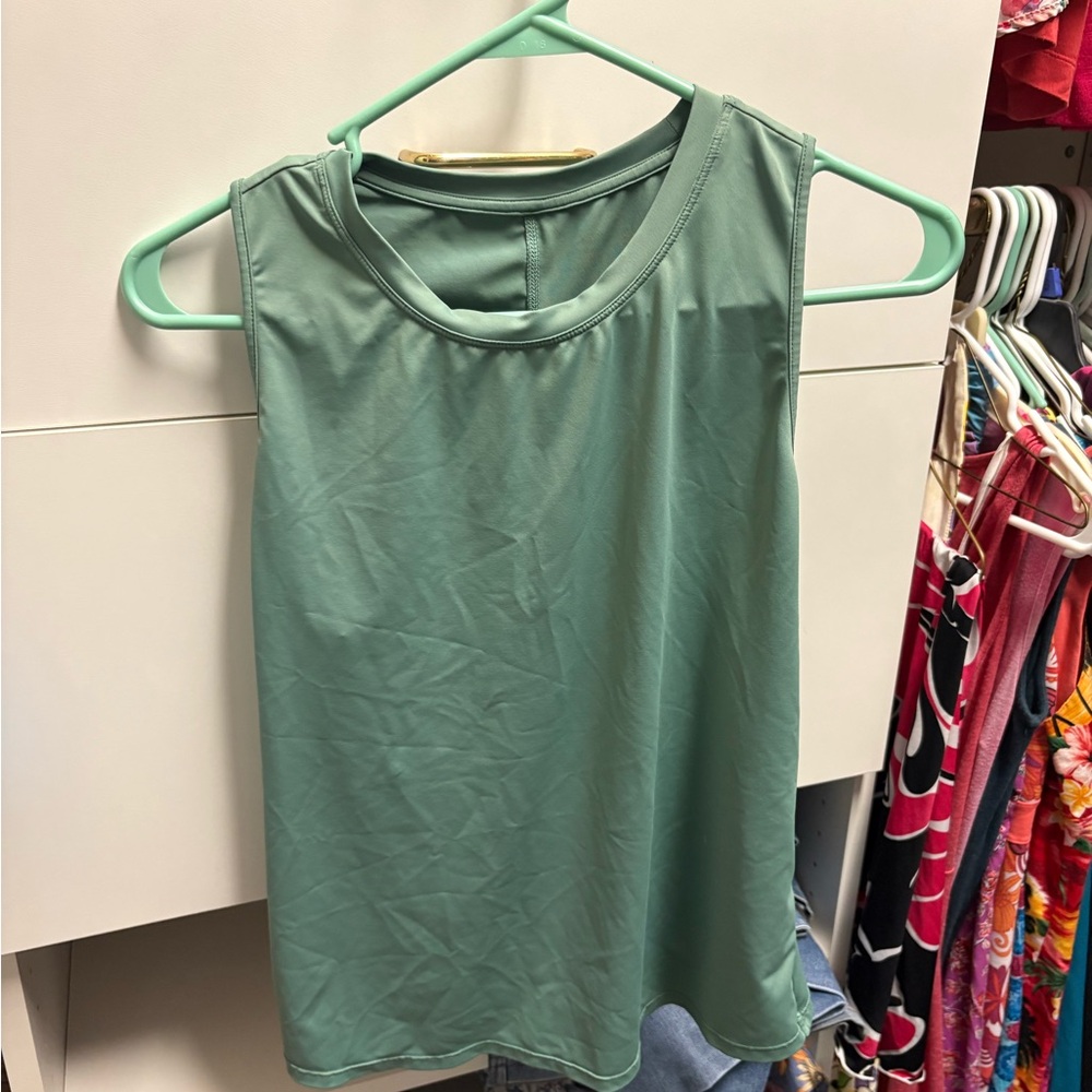 Elegant Sleeveless Green Tank Top